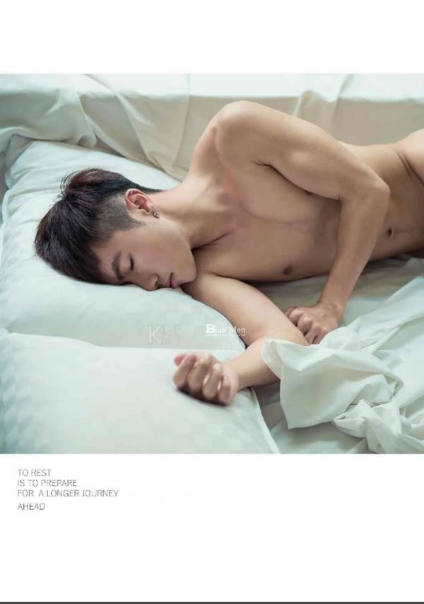 Whoseman-8-花漾文青男孩-許禾